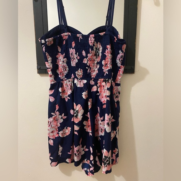 Band of Gypsies Floral Romper. Size S - Picture 3 of 5